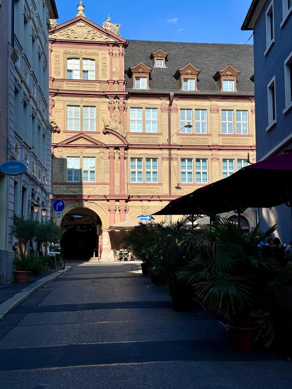 Oldtown Gallery Apartment Würzburg Exterior foto